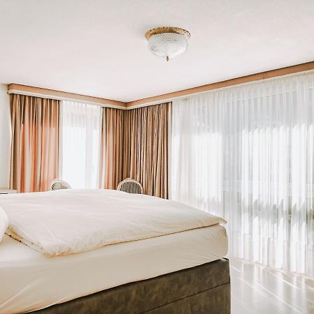 Hotel Regina Terme لوكباد المظهر الخارجي الصورة